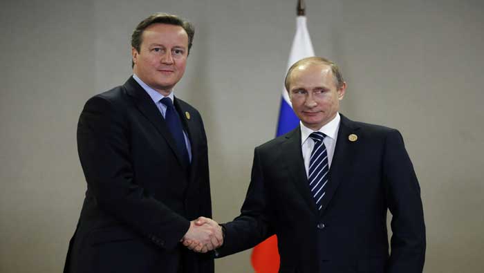 El presidente ruso coincidión el premier británico David Cameron en la Cumbre del G20