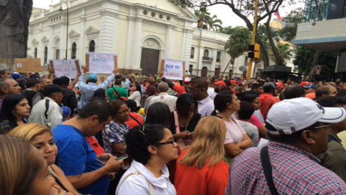 Los venezolanos creen que la iniciativa de la derecha venezolana no protege los intereses del pueblo.
