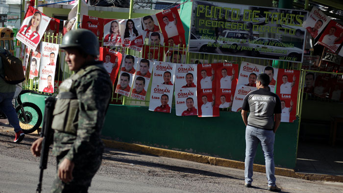 La medida fue tomada ante la oleada de violencia, que ha dejado cuatro activistas hondureños asesinados en los últimos días.