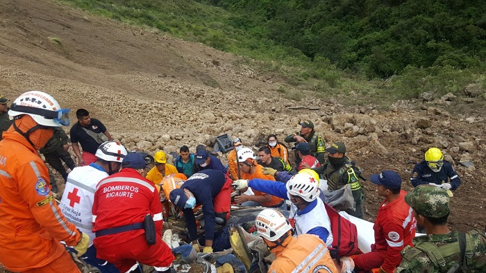 Los cuerpos de rescate continuarán labores este lunes en la zona que ha sido afectada por fuertes lluvias en las últimas semanas.