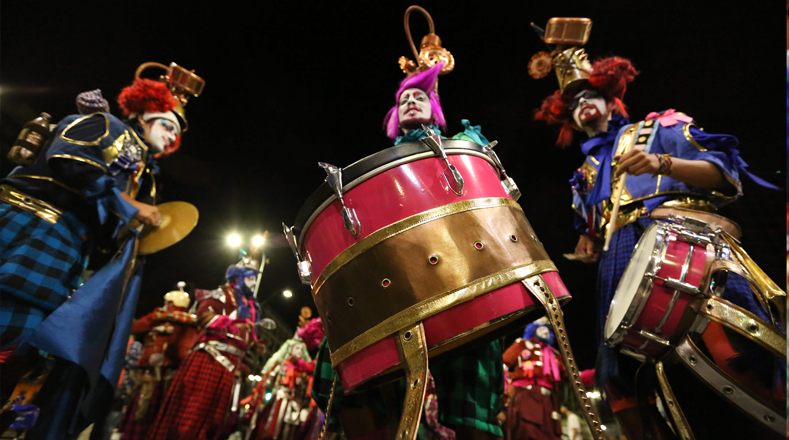 Uruguay recibe el Carnaval 2018 con desfile inaugural