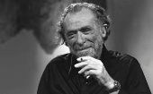 La obra de Charles Bukowski está compuesta con más de mil poemas.