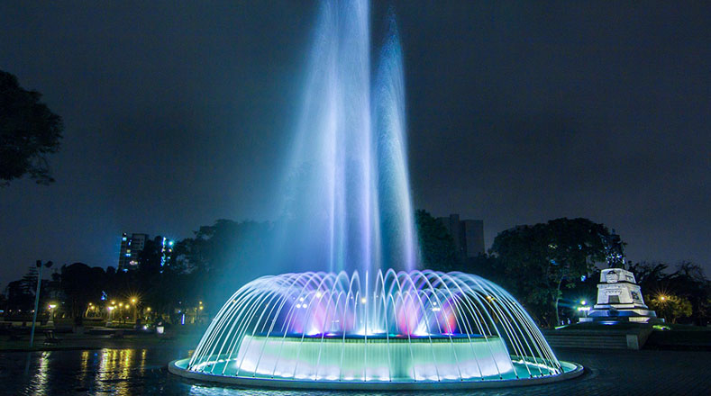 El Circuito Mágico del Agua es una de los lugares más atractivos de Lima, Perúi
