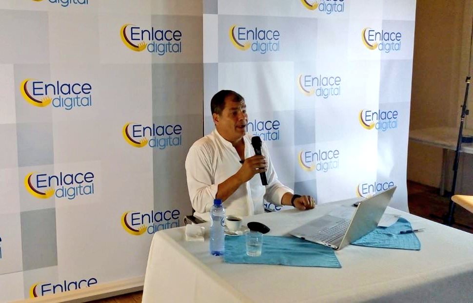Rafael Correa condenó las acciones judiciales en su contra y exfuncionarios