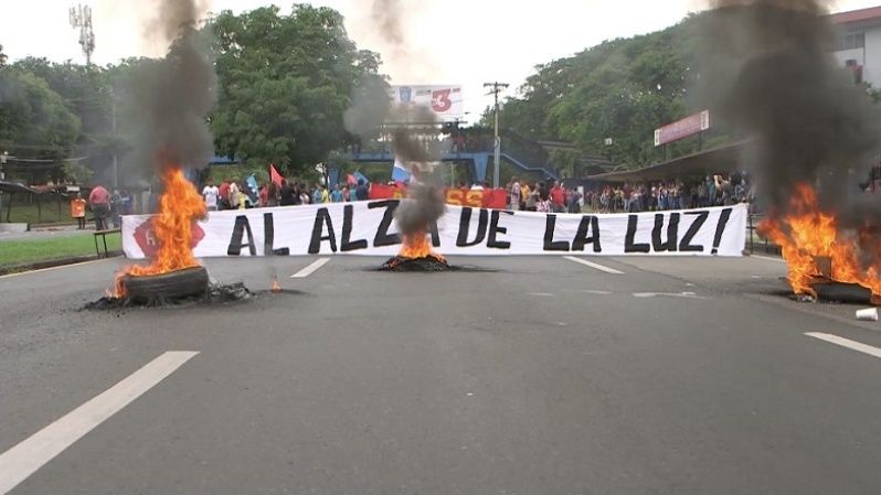Protesta contra el aumento de la tarifa eléctrica en Panamá. Julio 2018. 