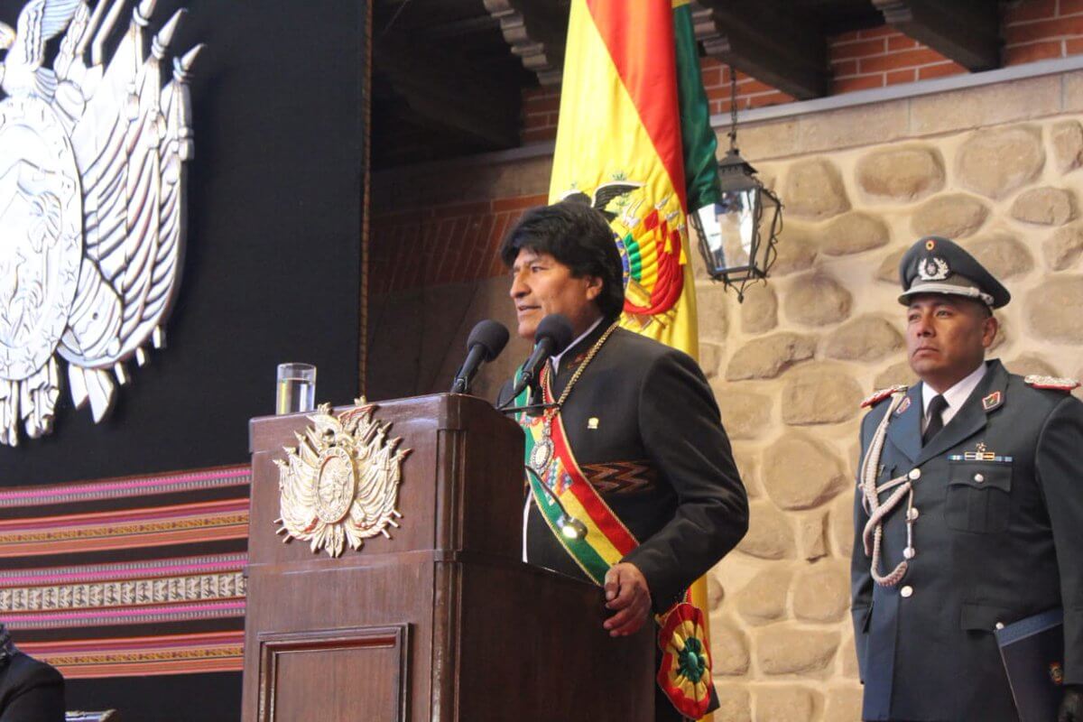Evo Morales hizo referencia al incremento en la inversión pública en el último año.