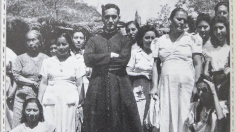 El sacerdote condenó la represión que ejercía el Ejército salvadoreño durante la guerra civil.