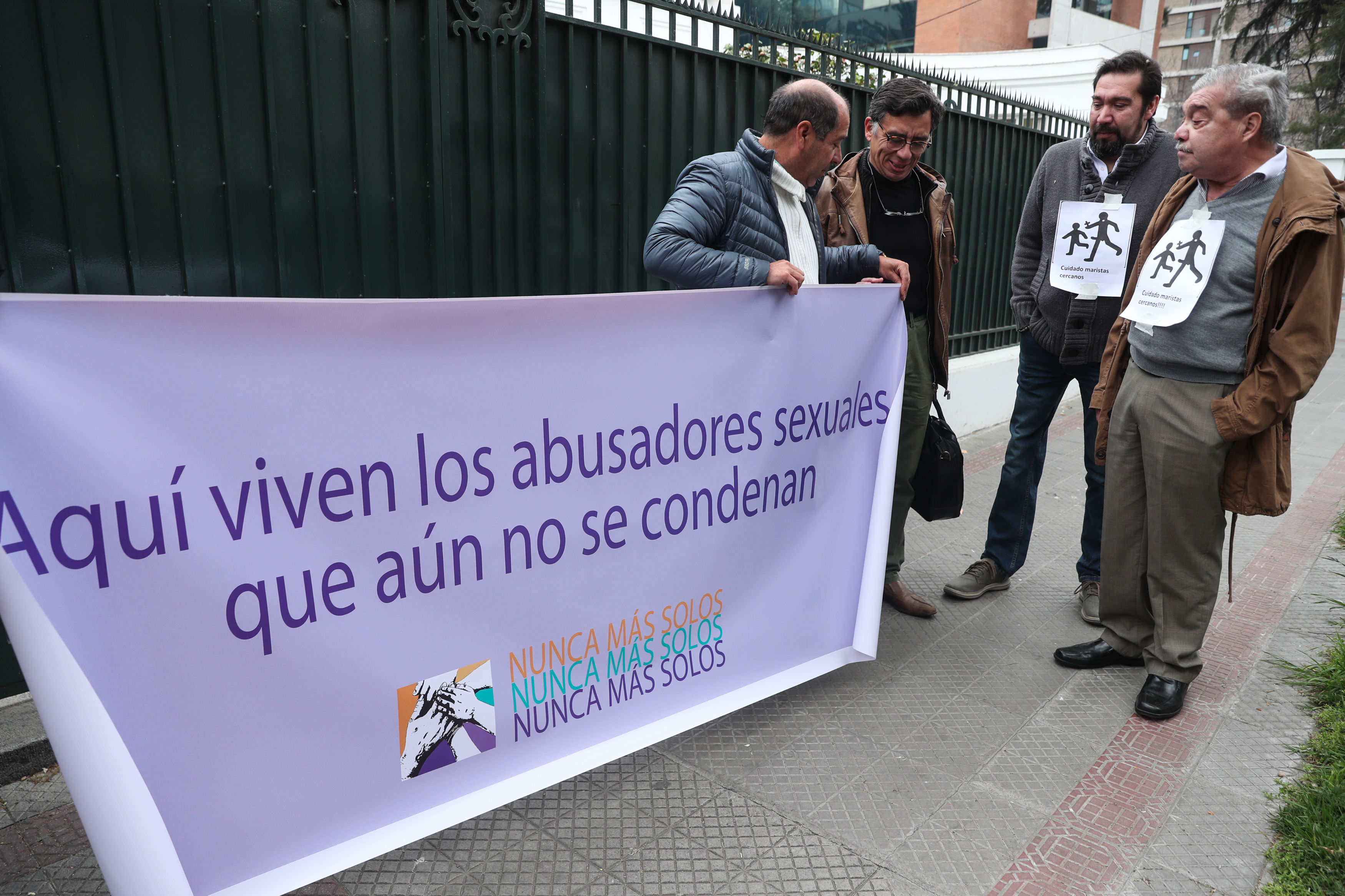 El 27 de septiembre se llevaron a cabo protestas para exigir justicia por los abusos sexuales de los hermanos maristas en Chile.