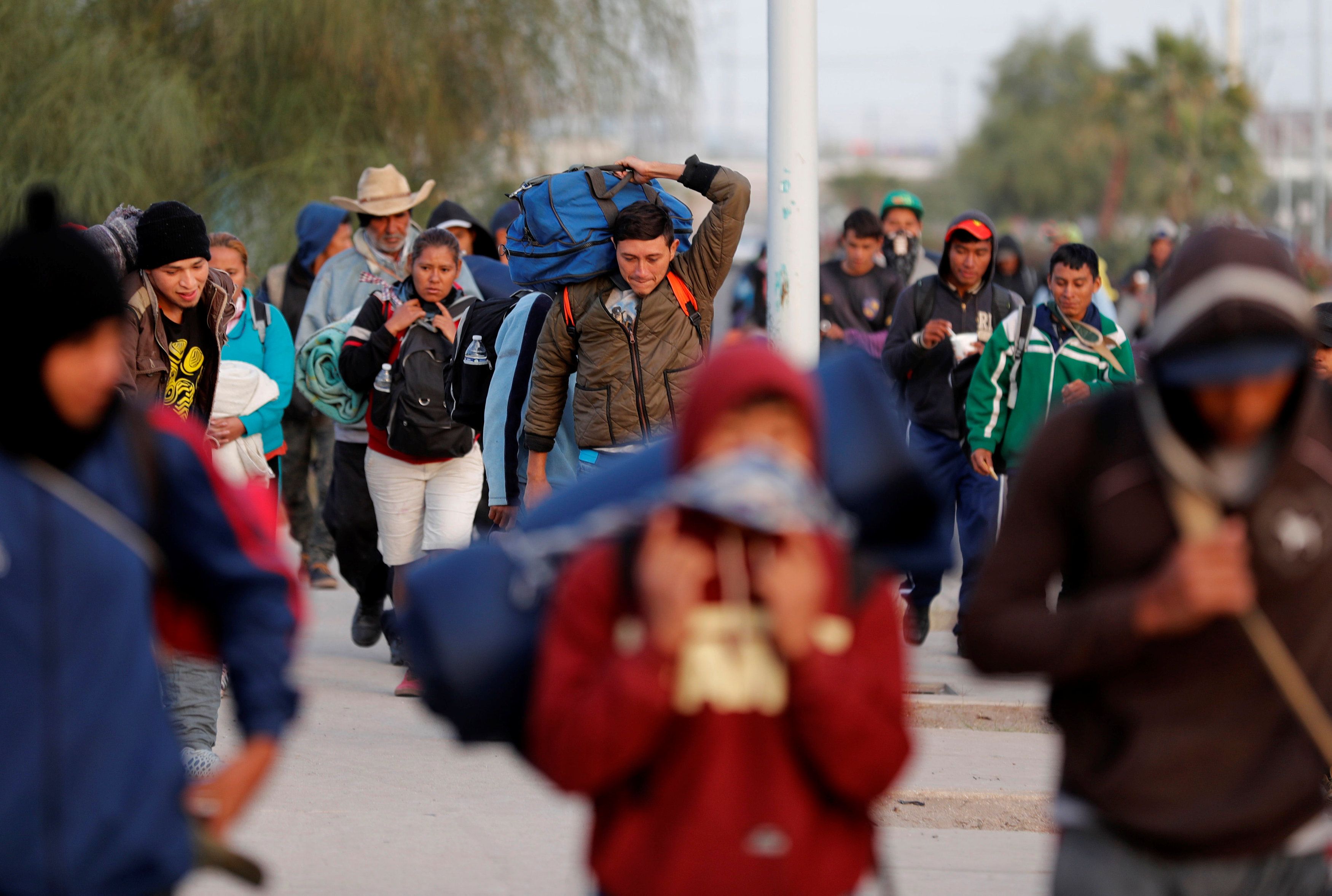 La policía informó que 395 migrantes decidieron quedarse en el albergue mientras definen si se quedan en México o continúan hacia EE.UU.