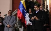 El mandatario venezolano (d) agradeció la visita del secretario general, quien estará presente en la toma de posesión que ocurrirá este jueves.