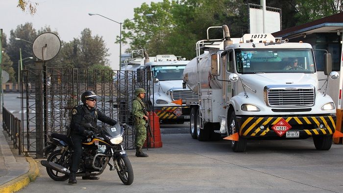 El Gobierno de México logró detectar 21 tomas clandestinas de combustible en el territorio mexicano.