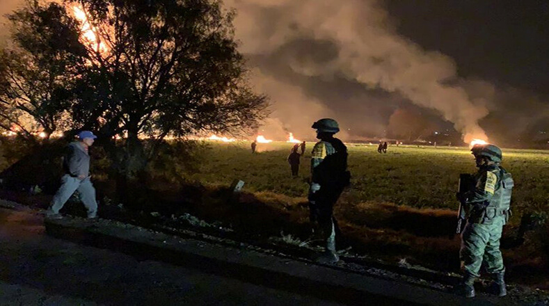 Imágenes de la explosión del ducto de gasolina en Hidalgo, México