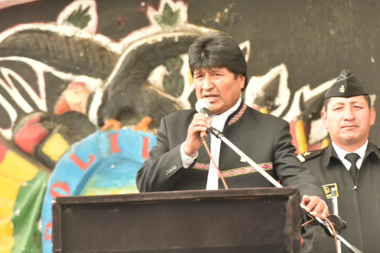 Bolivia asegura que ambas naciones deben discutir relacionamiento comercial y temas de soberanía nacional.