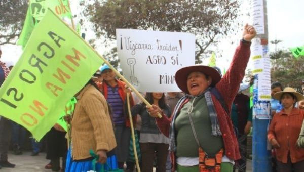 Los peruanos no aceptan la construcción de la mina de cobre Tía María