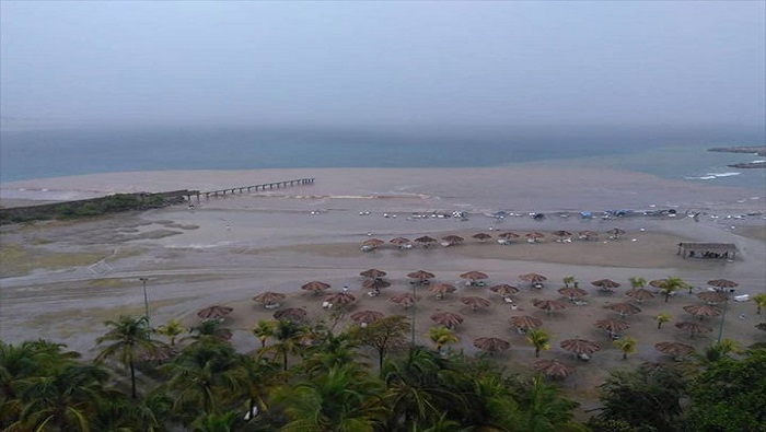 La tormenta tropical ha causado fuertes precipitaciones en Sucre, Nueva Esparta, Anzoátegui, Delta Amacuro, Monagas, Bolívar y en la región capital.