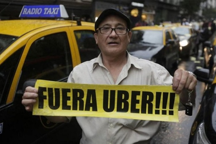 Uber comenzó a brindar servicios en el país en 2016 y recibió una condena en primera instancia por uso indebido del espacio público.