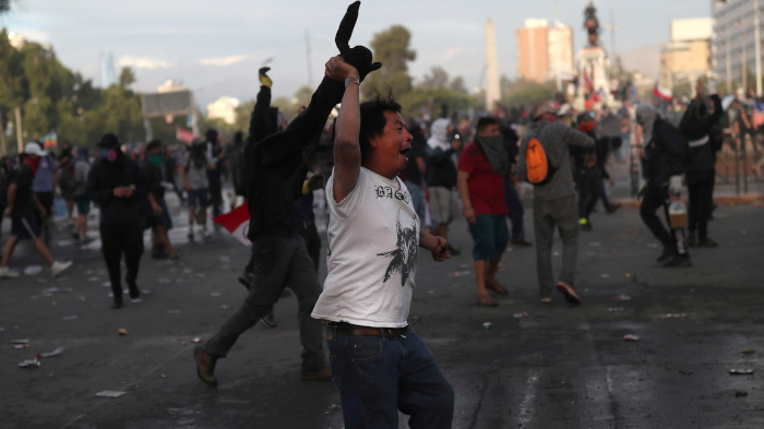 El movimiento popular chileno acusa al presidente Sebastián Piñera de no atender sus demandas.