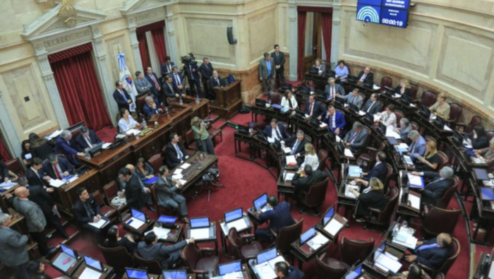 Las dos cámaras en el Congreso argentino aprobaron sendas declaraciones para repudiar el golpe de Estado contra Evo Morales.