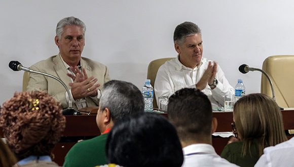 Los funcionarios cubanos explicaron que el ahorro será la premisa que marcará el Presupuesto del Estado para 2020.