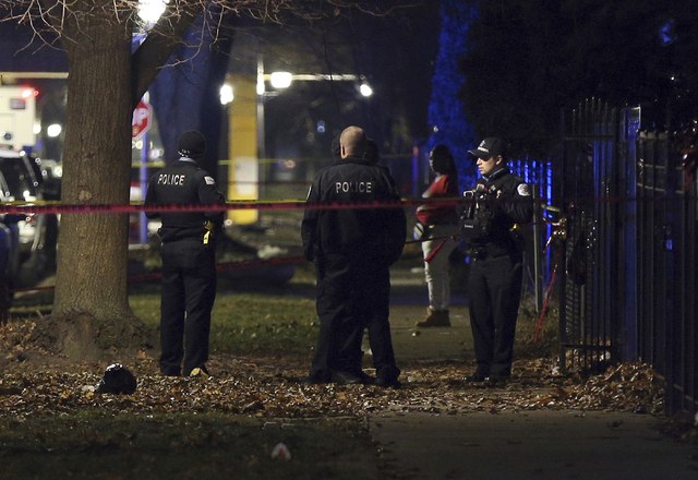 Medios locales señalan que en Chicago han ocurrido ataques similares en contra de personas que se reúnen para recordar a víctimas de homicidios.