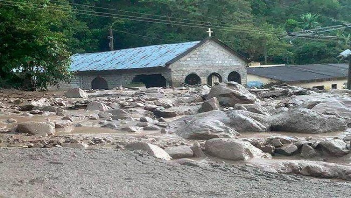 Las autoridades locales prevén entregar una ayuda a las familias que resultaron damnificadas por las fuertes lluvias.