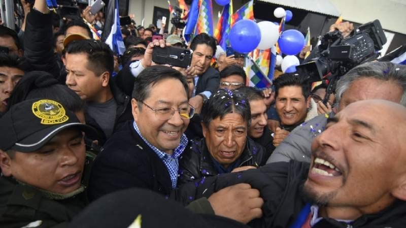 Luis Arce denunció este lunes que en Bolivia 