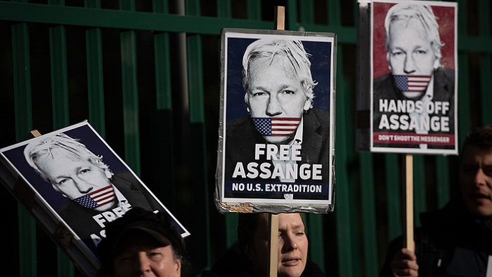 La defensa de Assange se quejó en reiteradas ocasiones por el tratamiento que recibió el periodista australiano en el Tribunal de Woolwich.