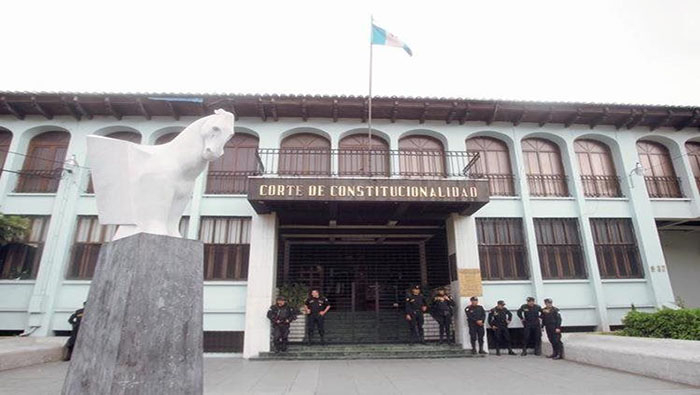 El Gobierno del presidente guatemalteco, Alejandro Giammattei, no ha hecho ningún pronunciamiento sobre la decisión de la Corte de Constitucionalidad.