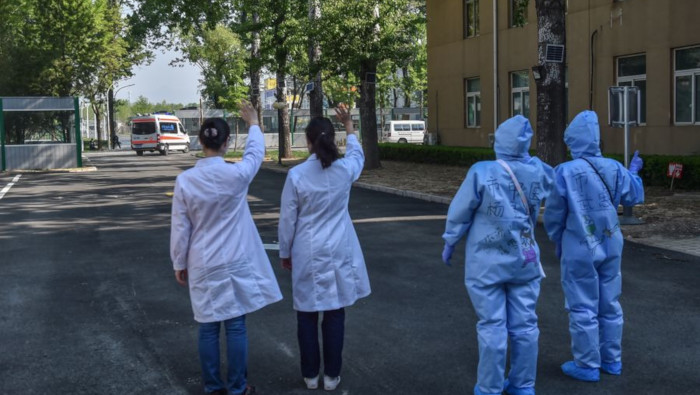 Un total de 74 pacientes de la Covid-19 fueron dados de alta el sábado en la parte continental de China.