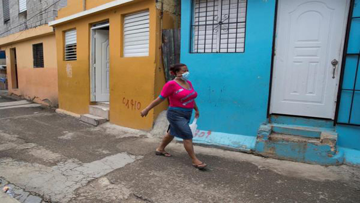 República Dominicana alargó los decretos de medidas sanitarias para contener el brote del coronavirus.