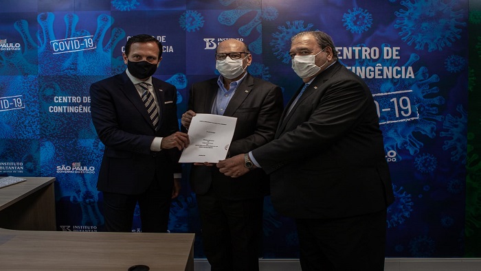 El Instituto Butantan de Brasil y el laboratorio chino Sinovac Biotech firmaron un acuerdo para iniciar la tercera fase del posible fármaco terapéutico.