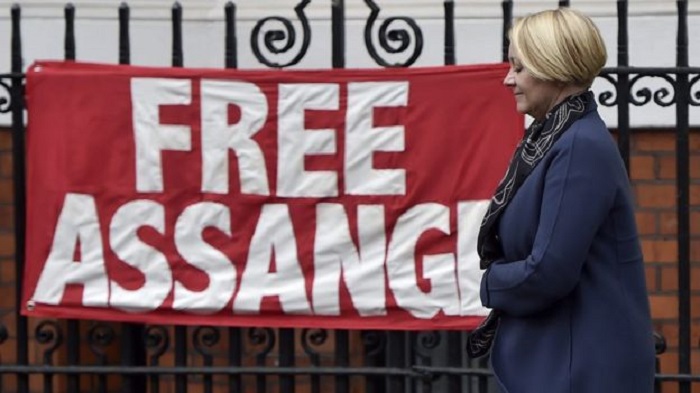 Diversos sectores y organizaciones continúan reclamando que Julian Assange sea liberado.