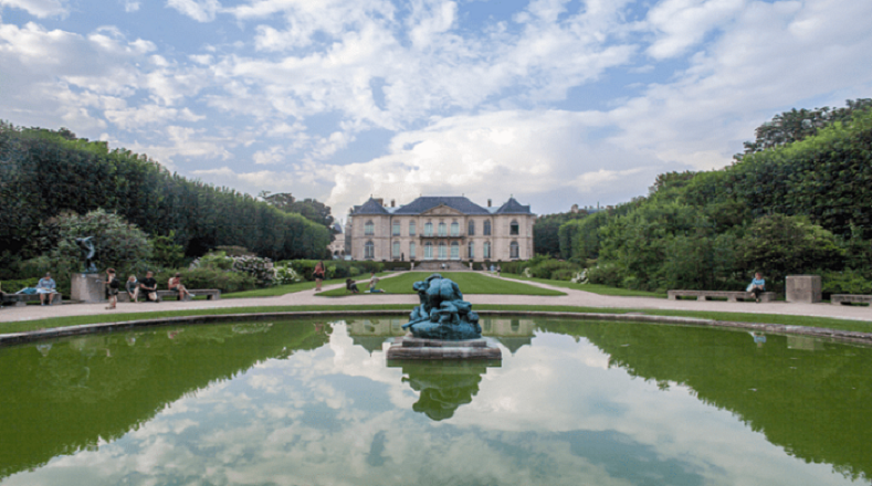 El museo Rodin de París reabrió sus puertas este martes después de un periodo cerrado a causa de la Covid-19.