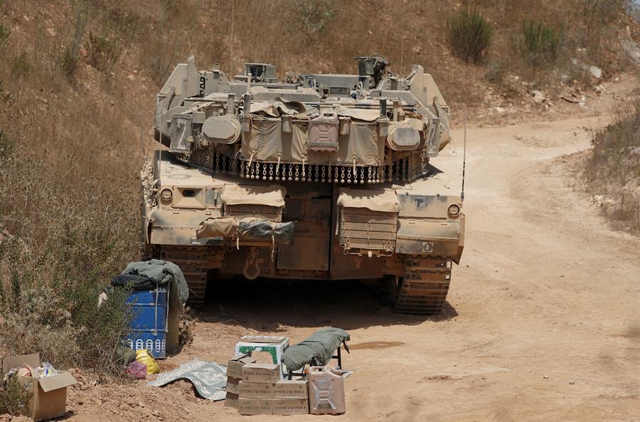 Los tanques israelíes violan de forma habitual la soberanía de Siria y el Líbano con sus incursiones en esos territorios, como parte de una presunta 