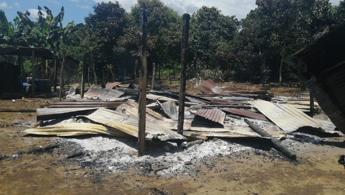 Organizaciones sociales denunciaron el incendio de los asentamientos en la localidad de Cobán, al norte de la capital.