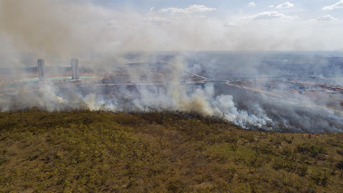 Ciudades como Cuiabá también están siendo amenazadas por los incendios.
