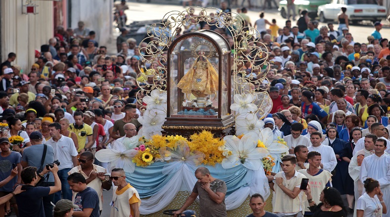 Fue el papa Benedicto XV quien en el año 1916 concedió la petición para hacer a “Cachita” la Santa Patrona de Cuba y declarar su festividad para el día 8 de septiembre. Asimismo, en 1936 fue llevada a cabo la canonización desde el Santuario del Cobre en Santiago de Cuba.