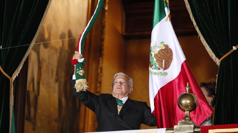 Como parte del acto realizado, el presidente Andrés Manuel López Obrador tañó la campana de Doloresm la misma que el prócer Miguel Hidalgo hizo sonar en 1810 para proclamar la independencia. 