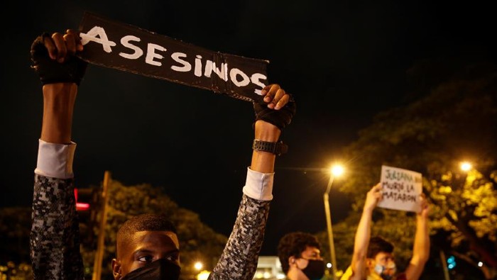 La represión policial desmesurada a las recientes protestas en el país fue denunciada por varios sectores colombianos.