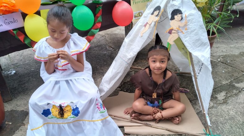 En varios países se ha hecho hincapié en que los niños conozcan sobre sus raíces indígenas.
