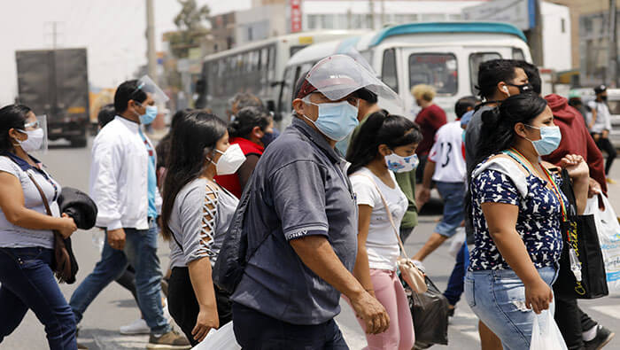 Perú es el país con la mayor tasa de mortalidad por coronavirus en el mundo, con 104.22 muertes por cada 100.000 habitantes