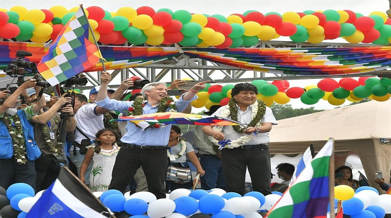 Casi un millón de bolivianos reciben a Evo Morales en Chimoré