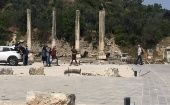 En Sebastia se localizan las ruinas de un anfiteatro romano, iglesias bizantinas, y vetustos templos, entre otras reliquias arqueológicas.