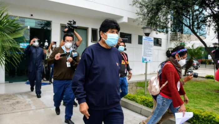 Evo Morales:  “La pandemia es fregadita pero cuando se cumple con las recetas médicas se puede superar al virus”.