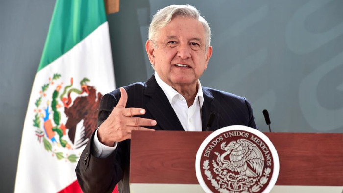 En conferencia efectuada en el patio central del Palacio de Gobierno de Oaxaca, el mandatario mexicano anunció que el plan nacional de vacunación, no se detendrá.