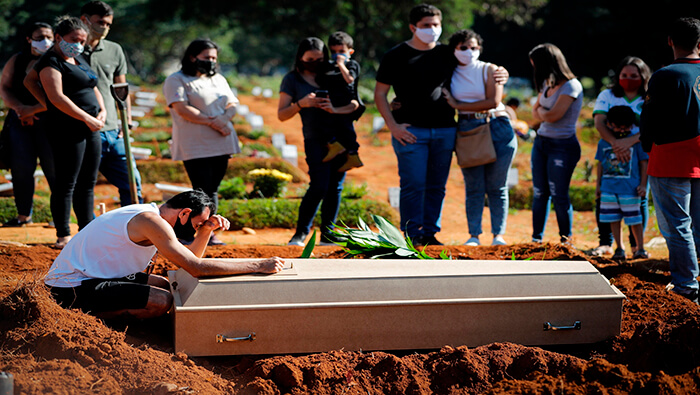 Brasil es el segundo país del mundo con mayor número de casos y muertes por la Covid-19, tan sólo detrás de Estados Unidos.