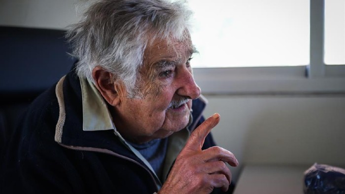 Según los médicos, Mujica quedará ingresado para mantenerlo en observación y hacerle estudios complementarios