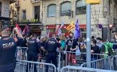 Cientos de independentistas catalanes se reunieron frente al Liceu de Barcelona para exigir la amnistía