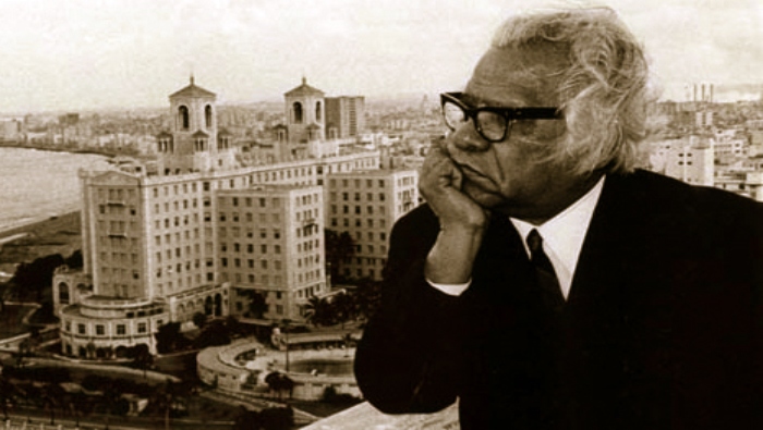 El Poeta Nacional de Cuba, Nicolás Guillén, nació en la ciudad de Camagüey en 1902 y falleció en La Habana en 1989.