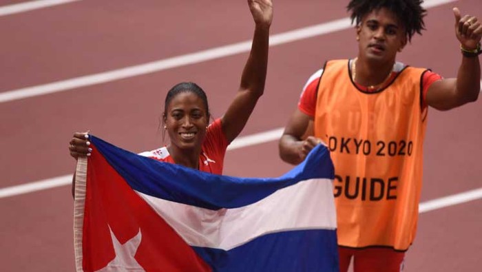 La cubana Omara Durán conquistó su sexta medalla de oro en Juegos Paralímpicos, encabezando la lista de otros atletas latinoamericanos con excelentes resultados en la jornada.